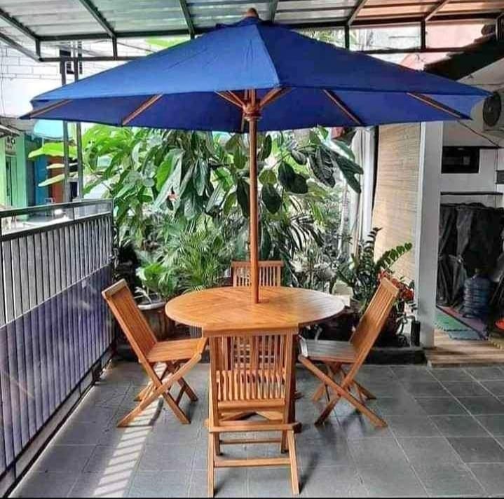 Set Meja Payung